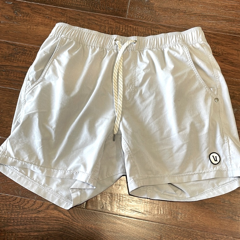 VUORI KORE SHORTS L